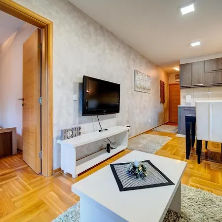 Dara 兹拉蒂博尔